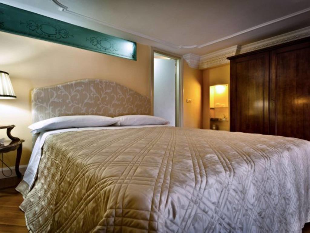 Boccaccio Apartment Milano Rum bild